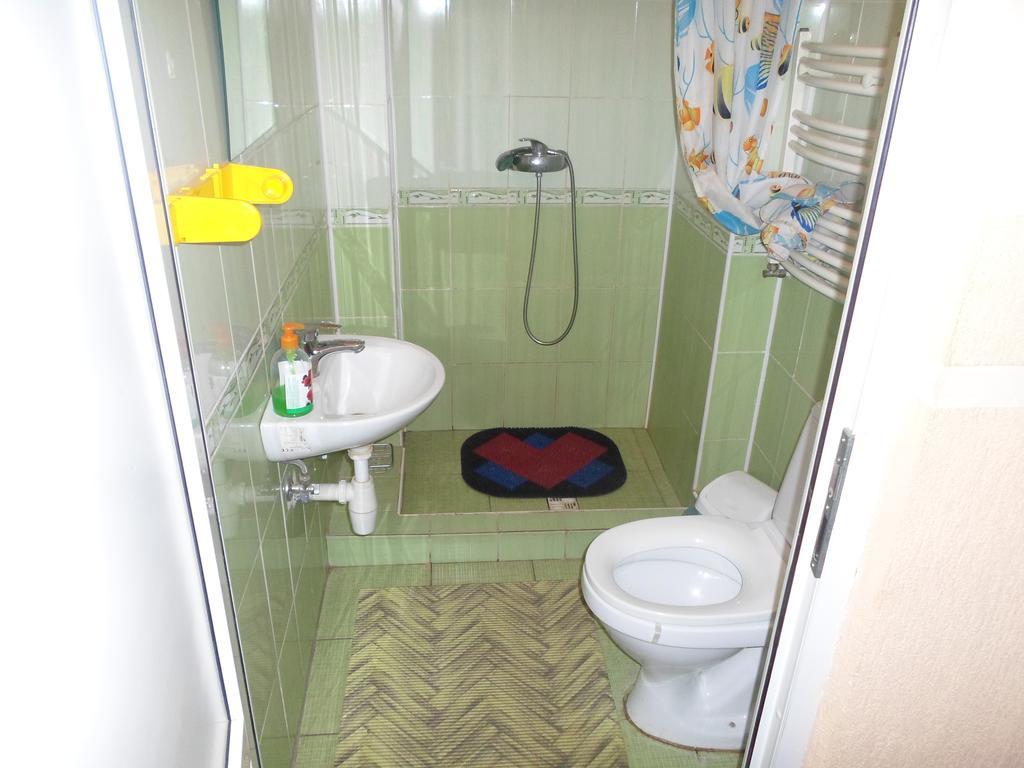 Piroshka Hotel Berehove  Dış mekan fotoğraf